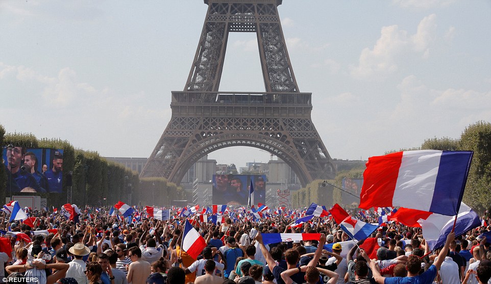 Franca Kampione Bote, rremuja ne te gjithe vendin nga festimet